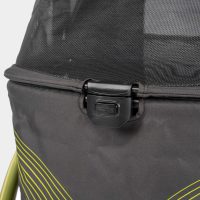 front closure on the InnoPet Premium Comfort dog stroller.